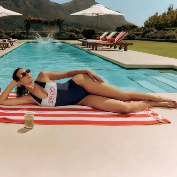 BNWT Speedo Jetstream One Piece Swimsuit - Picture 2 of 10